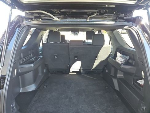 Used 2025 Toyota 4Runner TRD Off-Road image 23