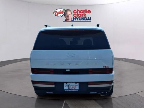 Used 2025 Hyundai Santa Fe Limited image 5