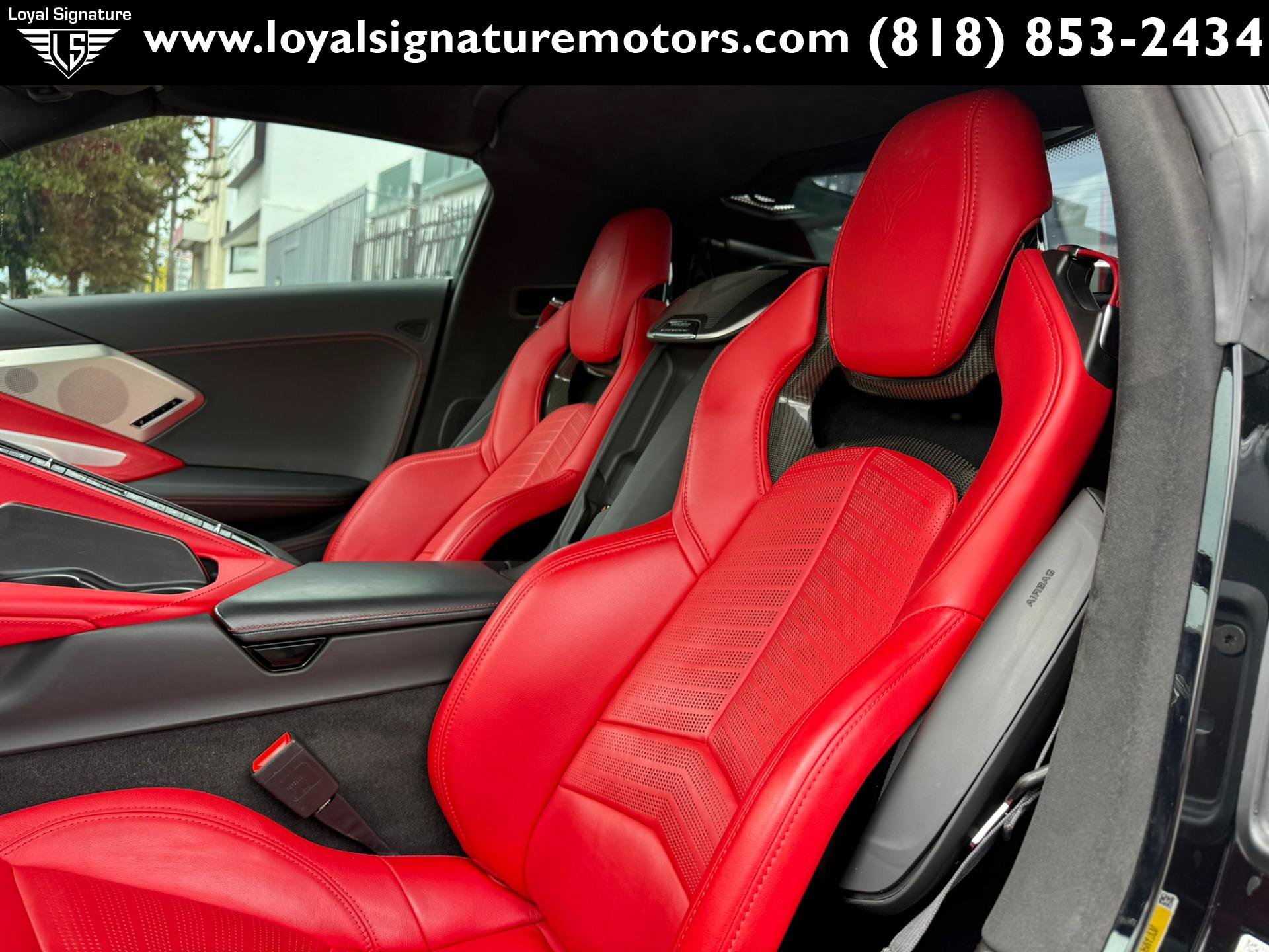 Used 2022 Chevrolet Corvette Stingray Premium Cpe w/ Z51 Performance Package RWD image 18