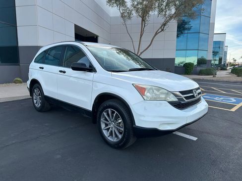 Used 2011 Honda CR-V LX image 3