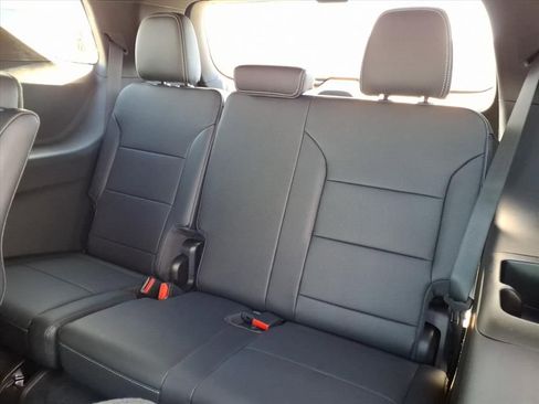 New 2026 Chevrolet Traverse LT w/ Sun and Wheel Package image 13