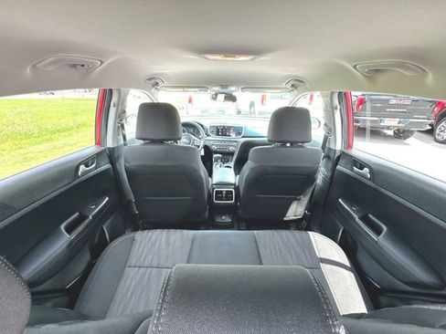 Used 2022 Kia Sportage LX AWD/4WD image 18