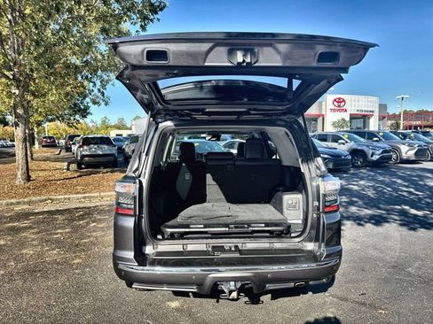 Used 2020 Toyota 4Runner Limited image 31