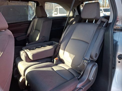 Used 2021 Honda Odyssey EX image 9