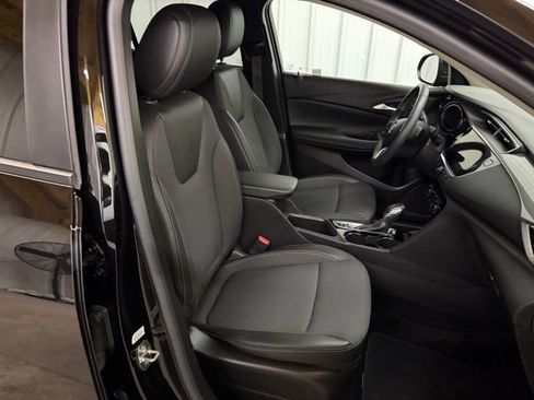 Used 2023 Buick Encore GX Select AWD/4WD image 31