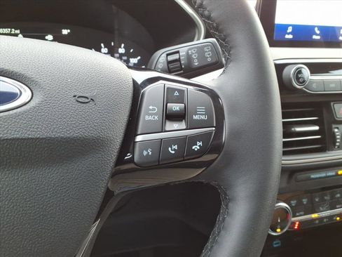 Certified 2022 Ford Escape SE w/ Convenience Package image 17