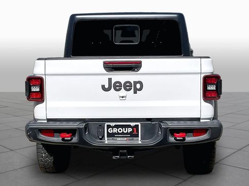 Used 2026 Jeep Gladiator Rubicon AWD/4WD image 5