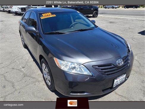 Used 2008 Toyota Camry LE FWD image 1