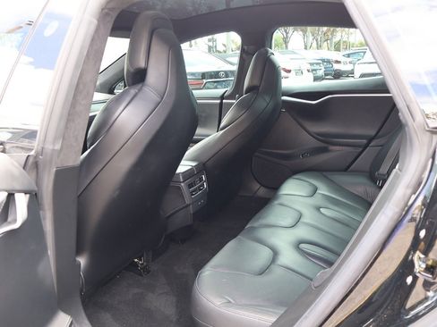 Used 2017 Tesla Model S 75D image 34