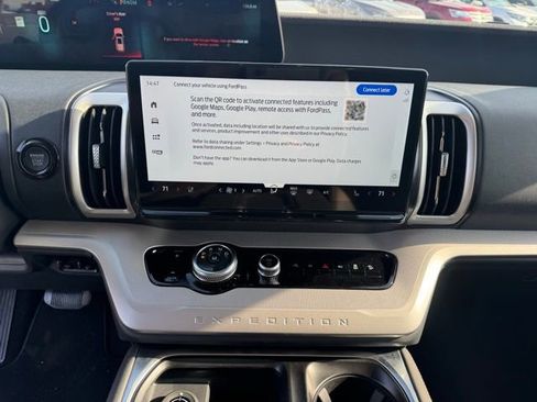 New 2026 Ford Expedition Max Active image 23