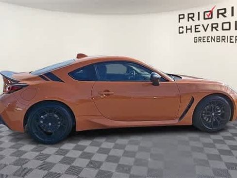 Used 2023 Toyota GR86 10th Anniversary SE image 9