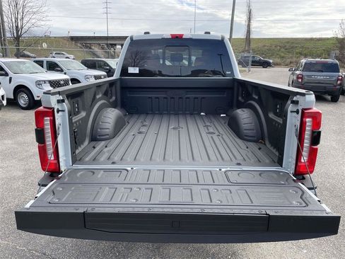 New 2026 Ford F250 Lariat w/ Black Appearance Package image 10