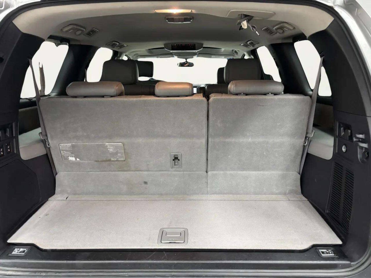 Used 2008 Toyota Sequoia Limited AWD/4WD image 6