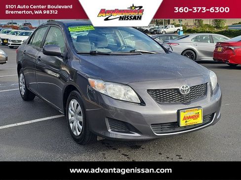 Used 2010 Toyota Corolla image 7