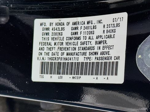 Used 2017 Honda Accord Touring image 12
