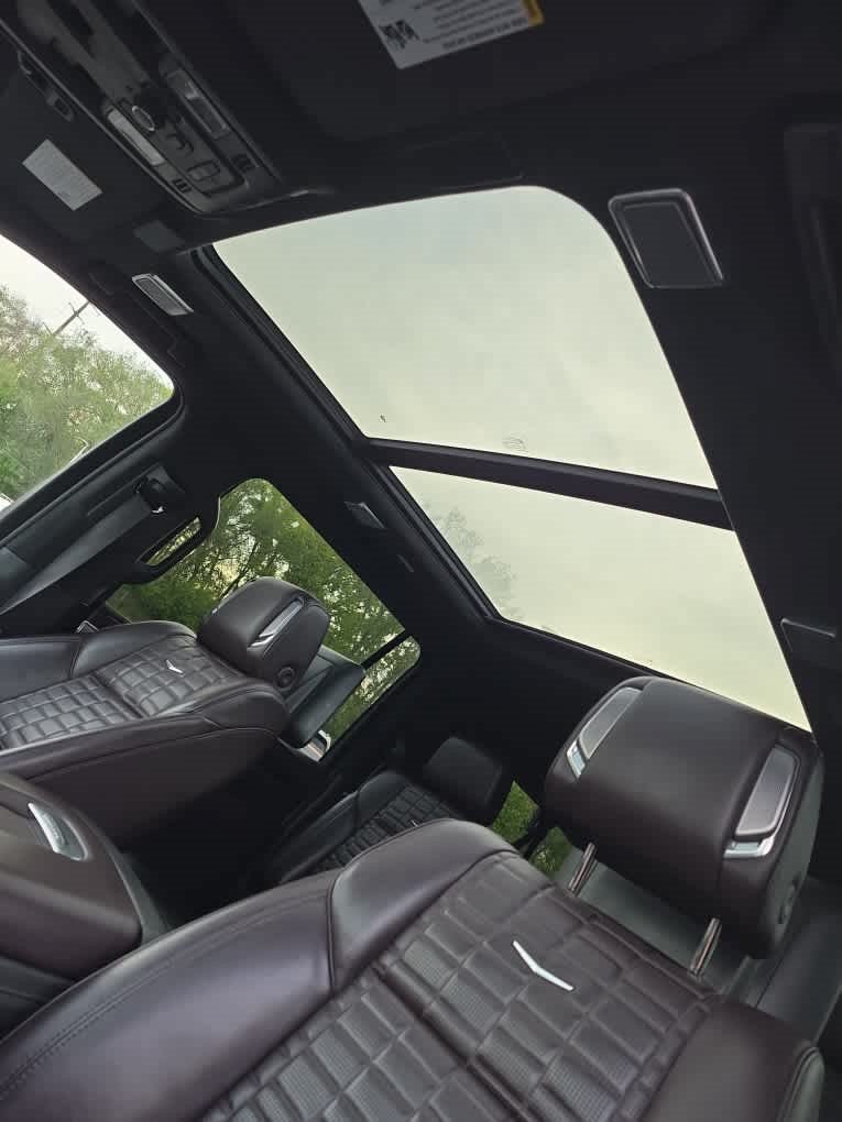 Used 2022 Cadillac Escalade ESV Sport Platinum w/ LPO, Floor Liner Package AWD/4WD image 9