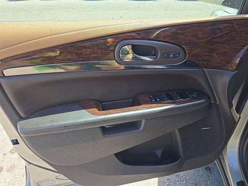 Used 2015 Buick Enclave Leather FWD image 15