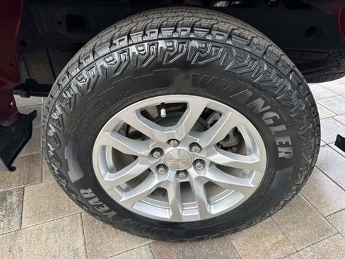 Used 2019 Chevrolet Silverado 1500 LT w/ All-Star Edition image 34