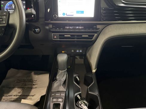 Used 2026 Toyota Camry LE image 15
