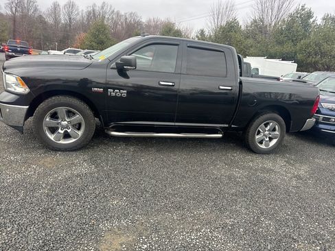 Used 2017 RAM 1500 Big Horn image 4