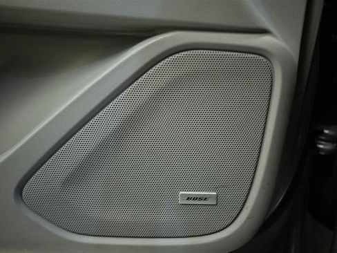 Used 2020 GMC Terrain SLT w/ Preferred Package FWD image 30