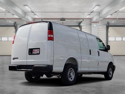 New 2025 Chevrolet Express 2500 w/ Communications Package RWD image 7