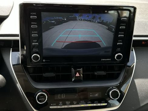 Used 2021 Toyota Corolla LE FWD image 9