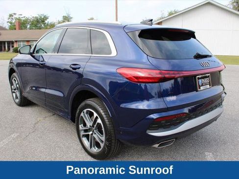 Certified 2025 Audi Q5 Premium Plus w/ Premium Plus AWD/4WD image 9