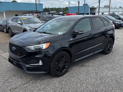 Used 2020 Ford Edge ST-Line w/ Cold Weather Package AWD/4WD image 1