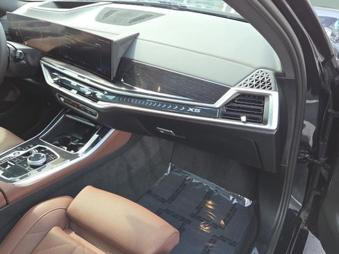 Certified 2025 BMW X5 sDrive40i w/ Executive Package image 20