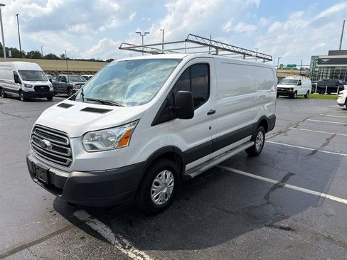 Used 2016 Ford Transit 250 130 Low Roof w/ Exterior Upgrade Package RWD image 4
