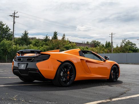 Used 2013 McLaren MP4-12C Spider image 10