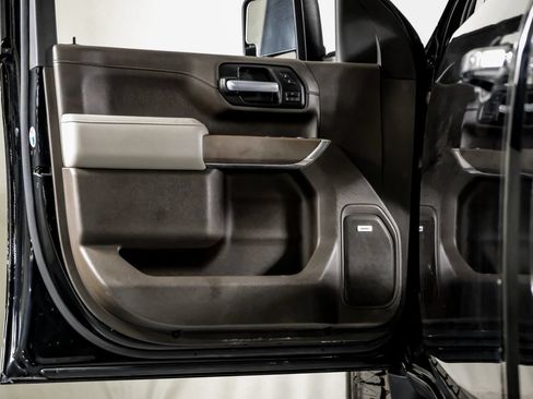 Used 2020 Chevrolet Silverado 2500 LTZ AWD/4WD image 35