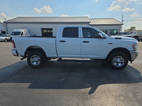 Used 2021 RAM 2500 Tradesman AWD/4WD image 4