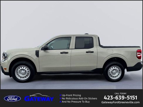 New 2025 Ford Maverick XL image 1