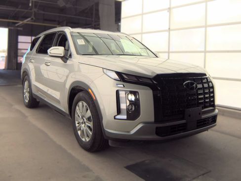 Used 2025 Hyundai Palisade SEL AWD/4WD image 4
