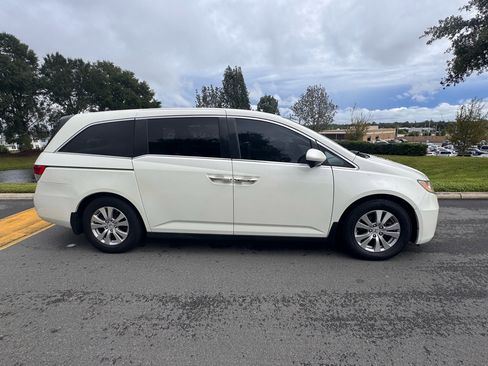 Used 2016 Honda Odyssey SE image 32