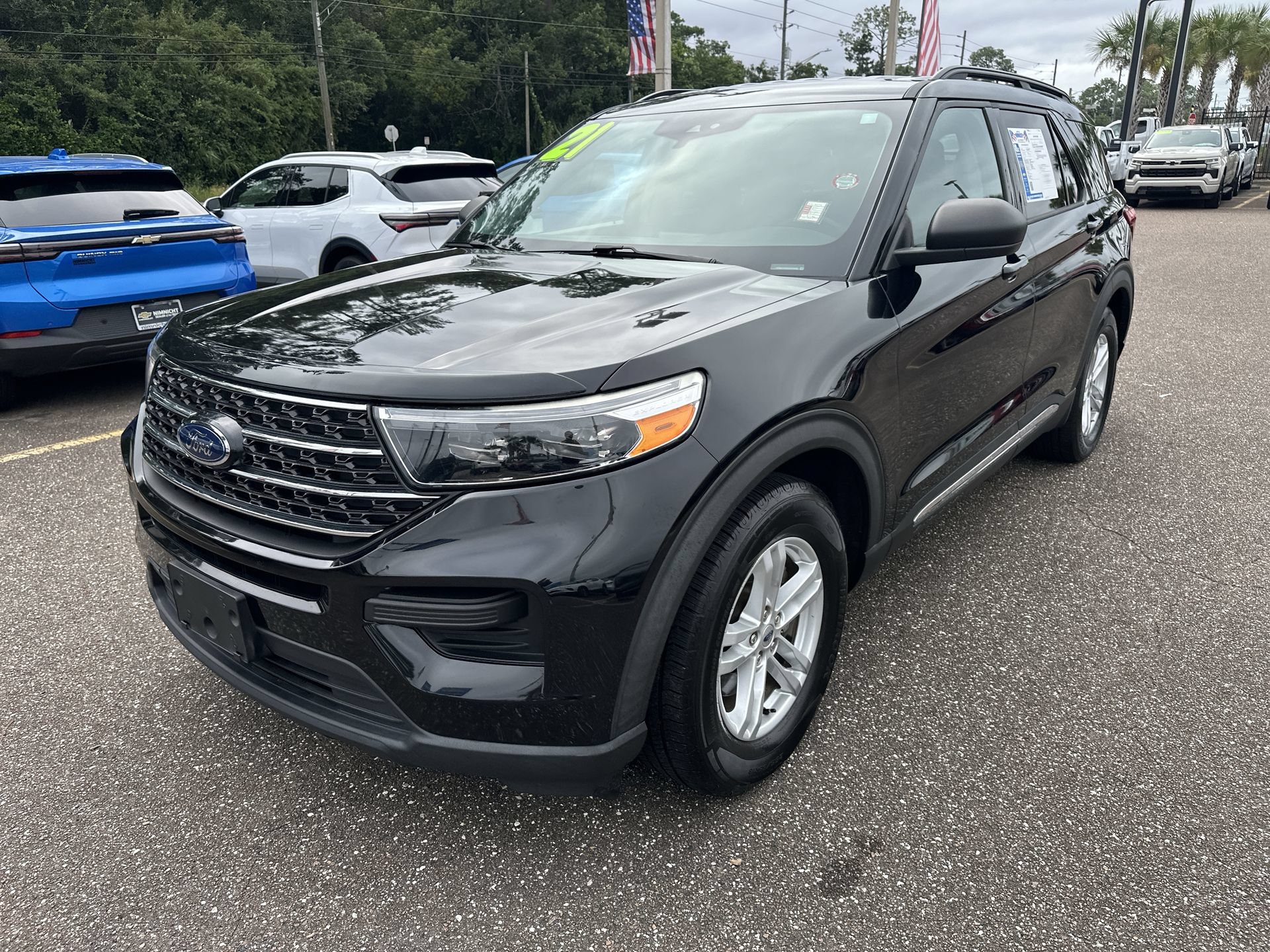 Used 2021 Ford Explorer XLT RWD image 12
