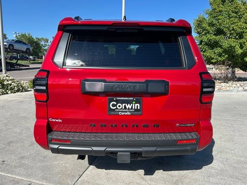 Used 2026 Toyota 4Runner TRD Off-Road Premium AWD/4WD image 7