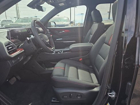 New 2026 Chevrolet Traverse RS image 9