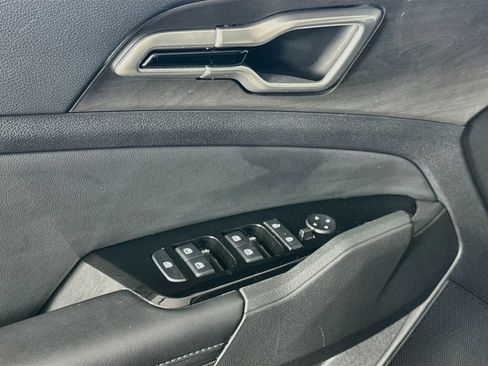Used 2023 Kia Sportage X-Line AWD/4WD image 13