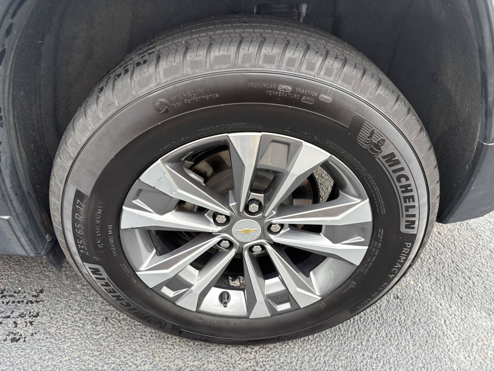 Used 2025 Chevrolet Equinox LT AWD/4WD image 37