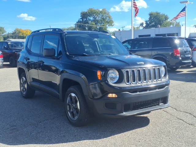 Used 2018 Jeep Renegade Sport w/ Power & Air Group AWD/4WD image 3