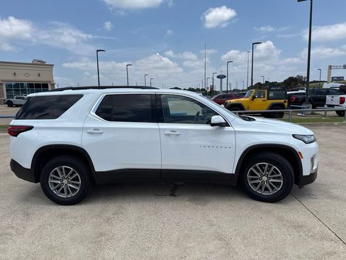 Used 2023 Chevrolet Traverse LT w/ LPO, Floor Liner Package AWD/4WD image 17