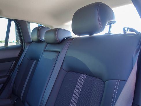 Used 2025 MAZDA CX-50 AWD 2.5 S w/ Preferred Package image 22