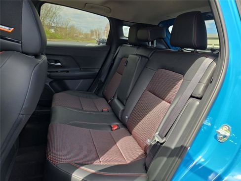 New 2026 Nissan Kicks SR AWD/4WD image 13