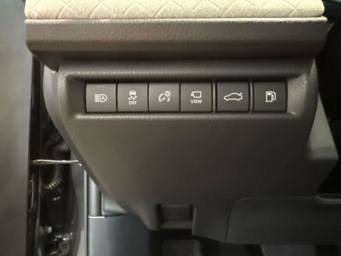Used 2026 Toyota Camry XLE w/ Premium Plus Package FWD image 12