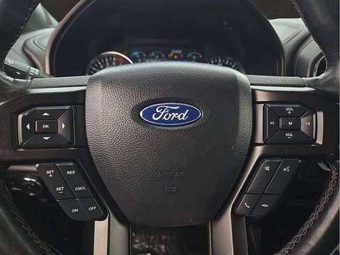 Used 2020 Ford Expedition Limited AWD/4WD image 19