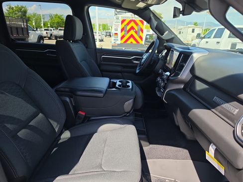 New 2026 RAM 1500 Big Horn AWD/4WD image 31