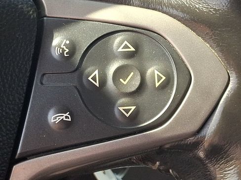 Used 2019 Chevrolet Colorado Z71 AWD/4WD image 22